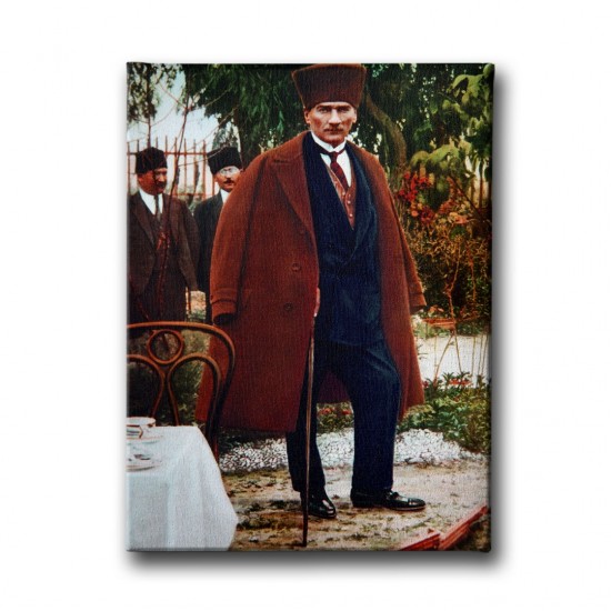Takım Elbiseli Atatürk Kanvas Tablo
