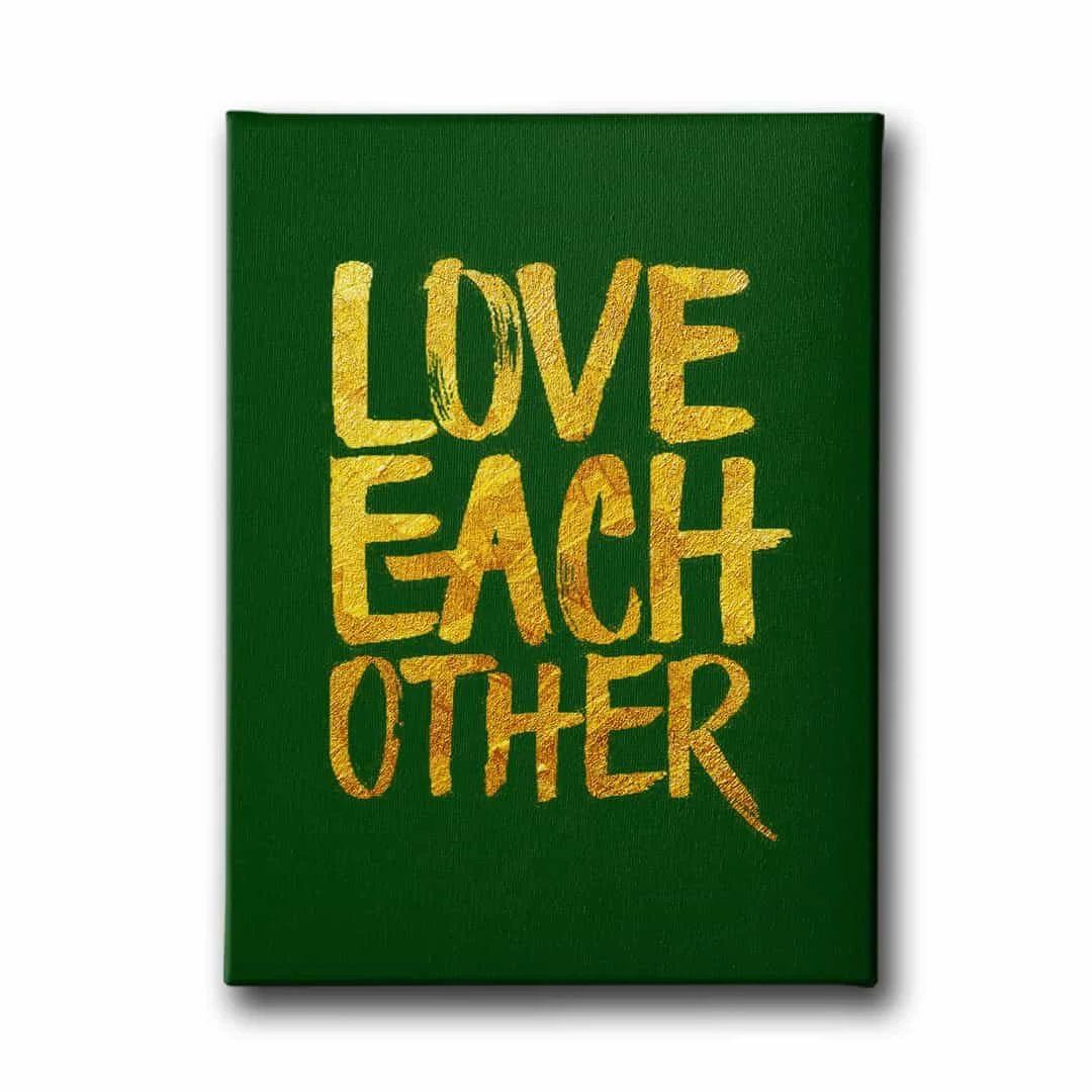 Love Each Other Canvas Tablo
