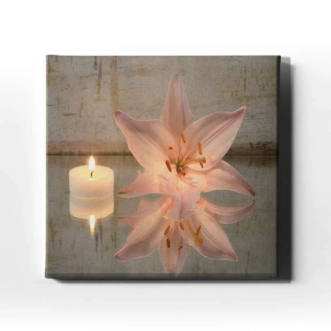Zambak Ve Mum  Canvas Tablo